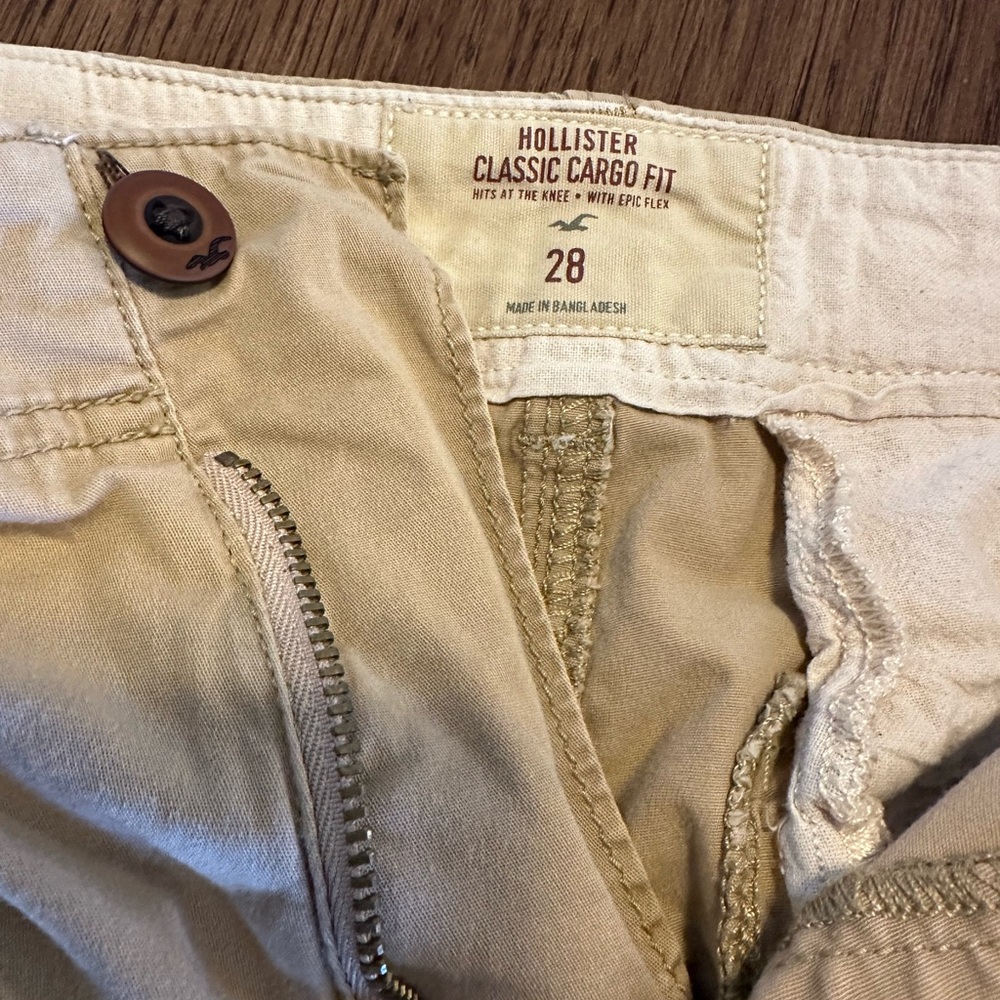 Hollister Tan Cargo shorts